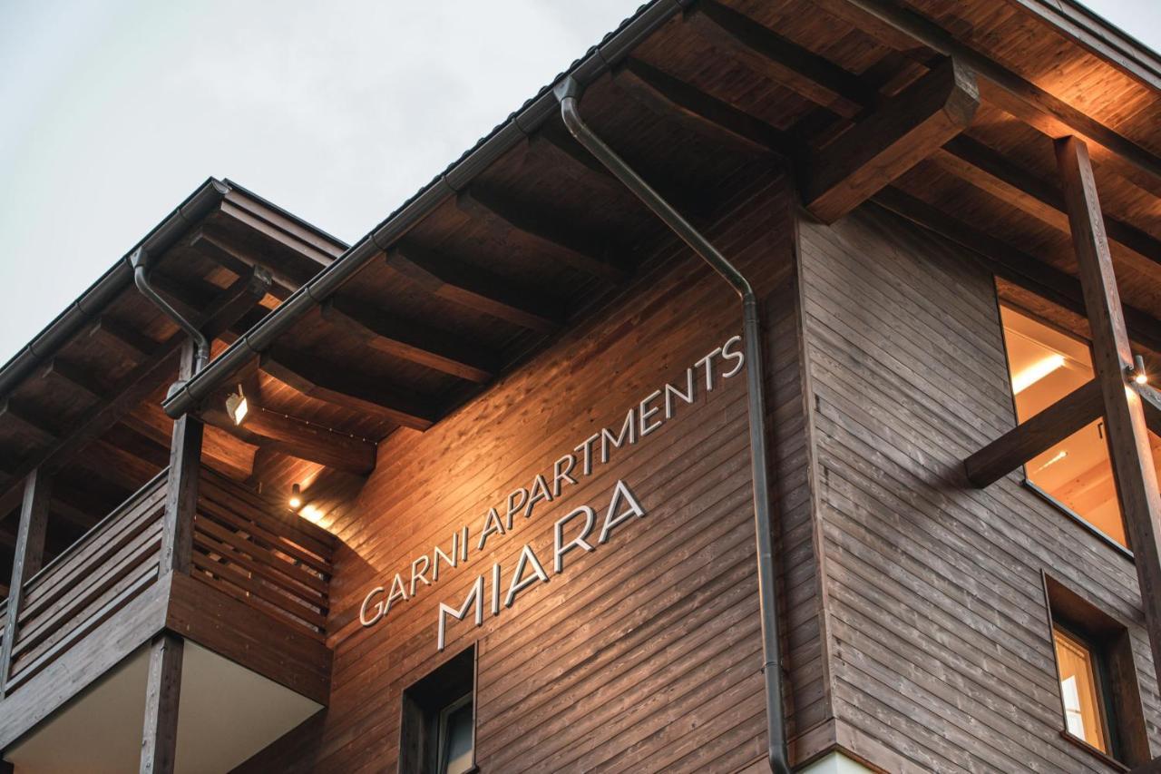 Garni Hotel Miara - Your Dolomites Home Selva di Val Gardena Exteriör bild