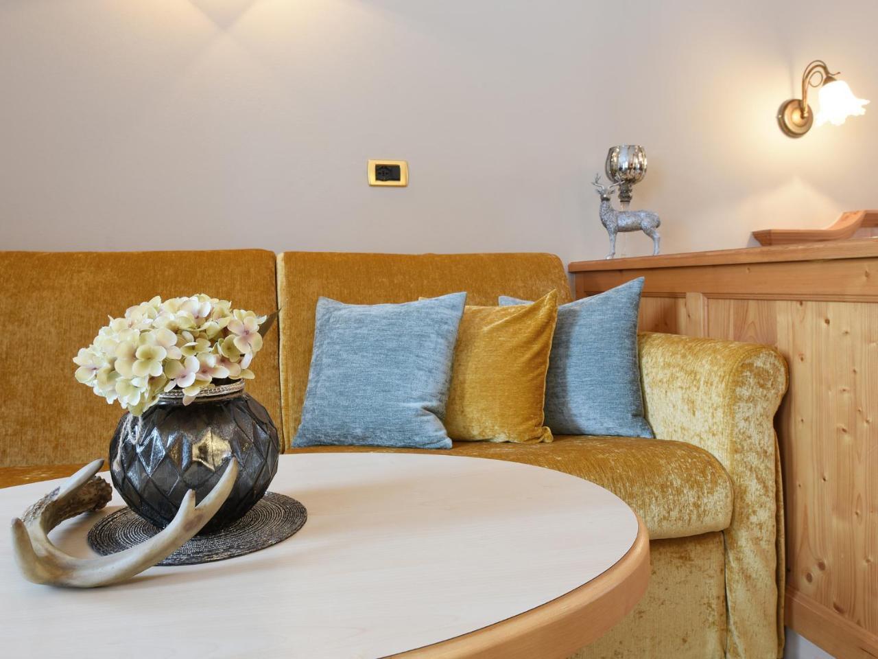 Garni Hotel Miara - Your Dolomites Home Selva di Val Gardena Exteriör bild